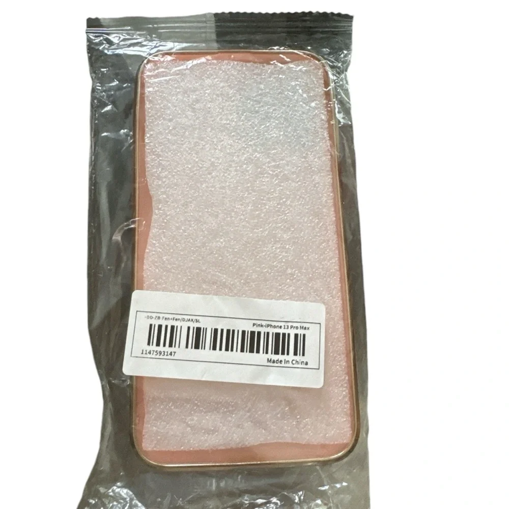 Silicone iPhone 13 Pro Max Case - Picture 3 of 3